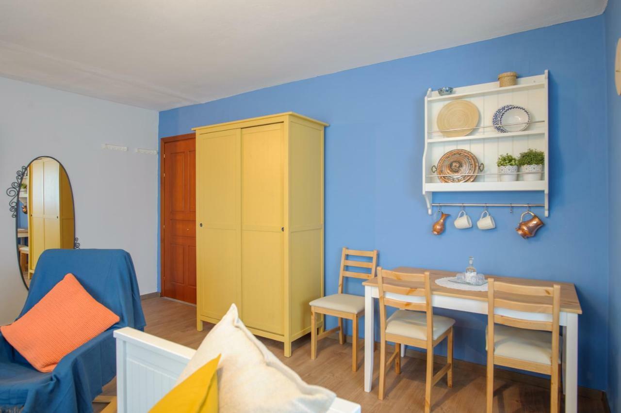 La Casa - Traditionally Elegant Apt 38M2 W Prk Grd 이오아니아 외부 사진